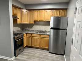 featured image of 944 Riverside Ave