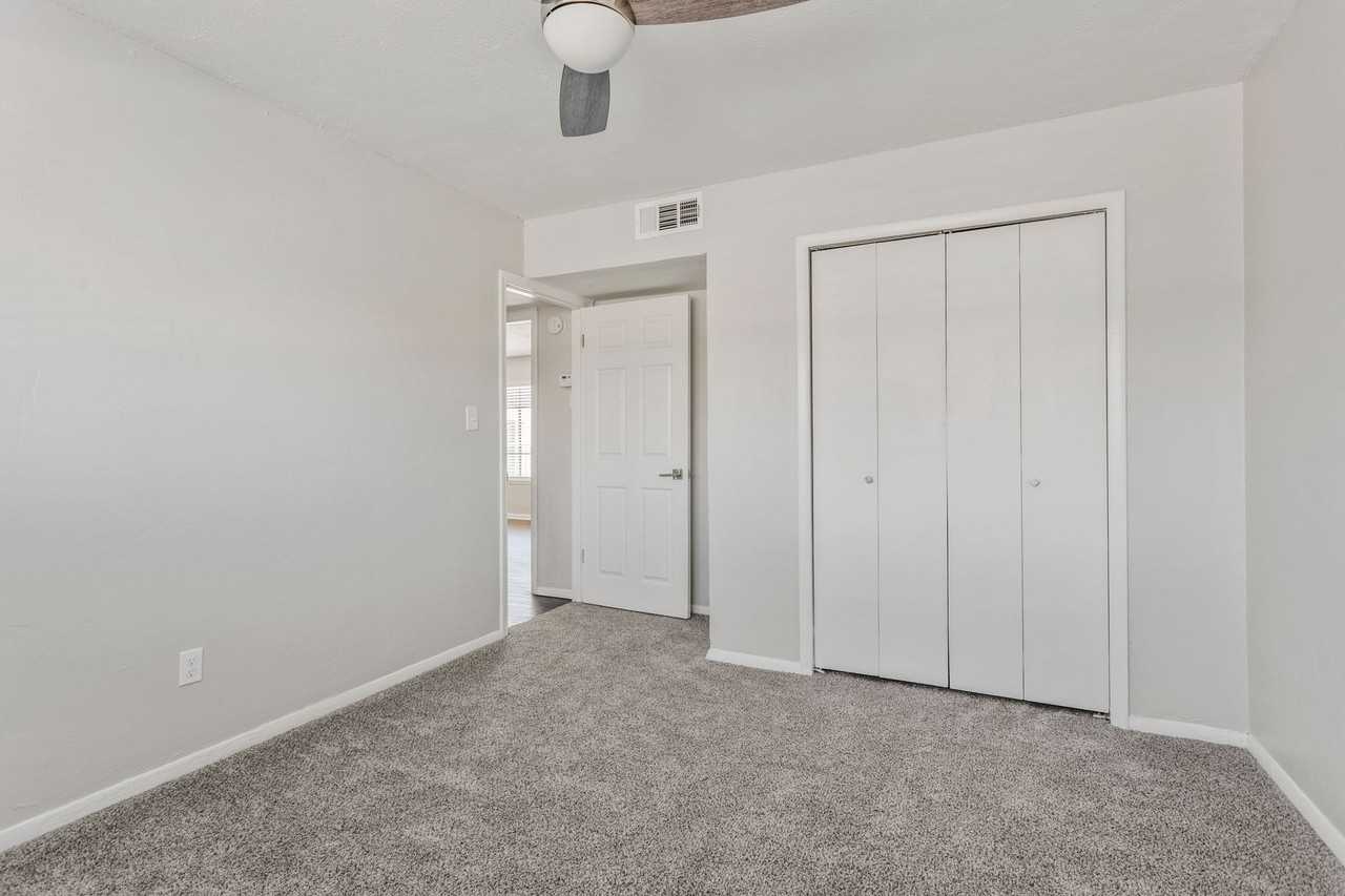 Terraces at Nichols Hills – Renovated Two - Photo 6 of 39