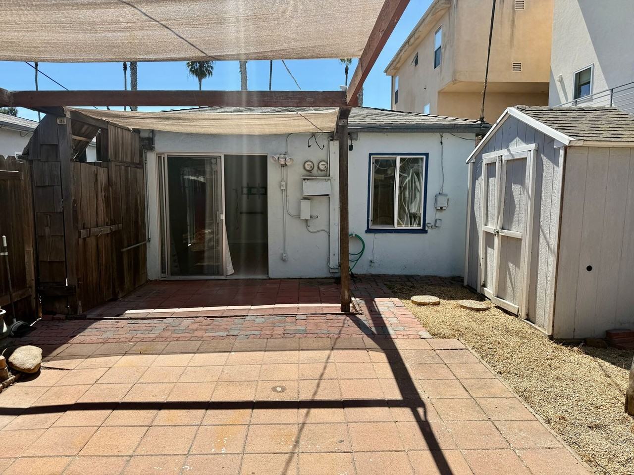 1048 Grand Ave - Photo 2 of 15