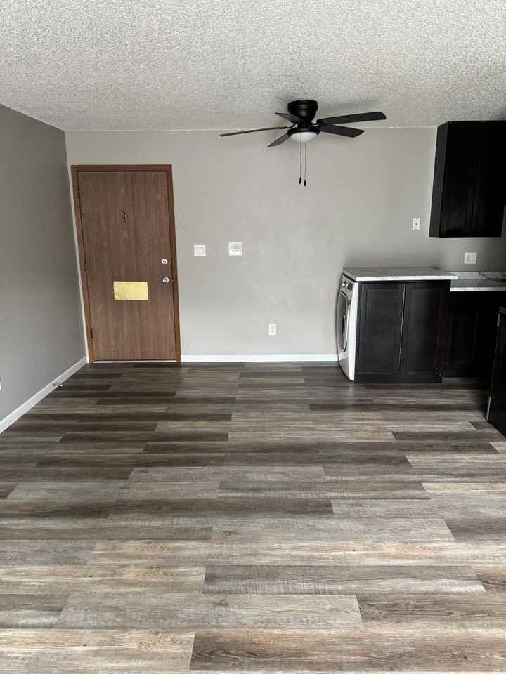 Woodland Place Apartments, LLC - Photo 3 of 11