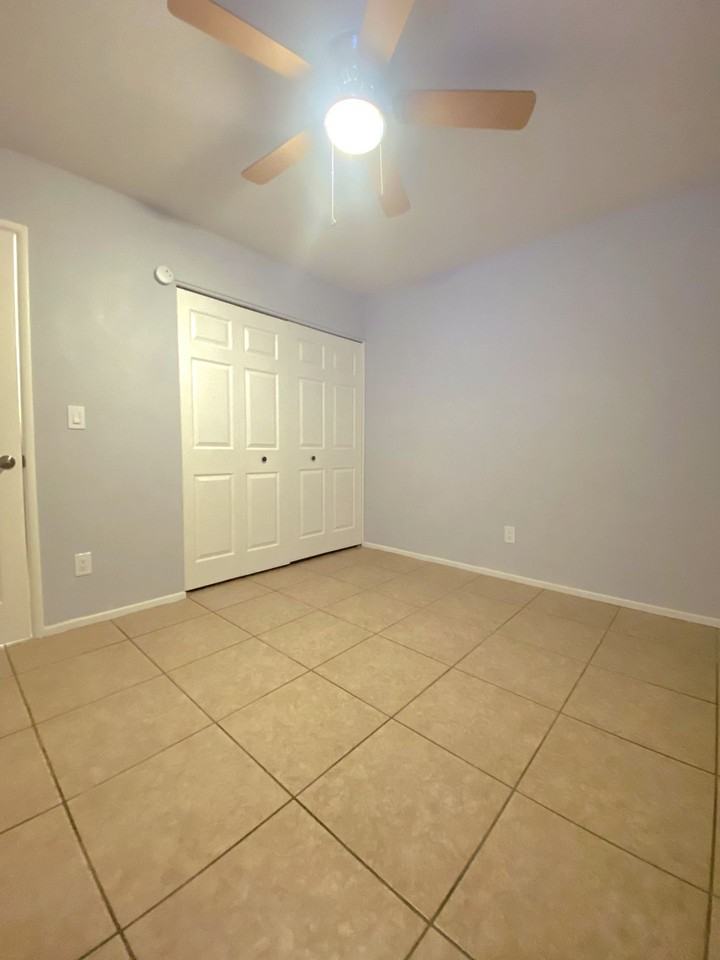 Grandview Condos - Photo 6 of 15