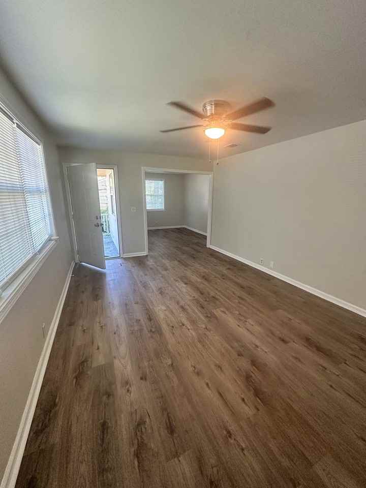 1614 Beauford Pl - Photo 2 of 20