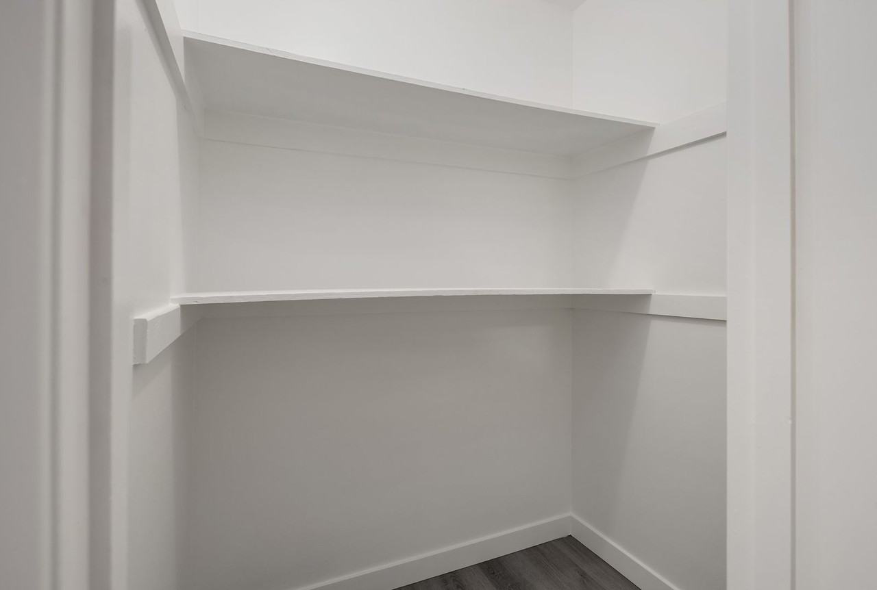 6527 24th Ave Nw #7 - Photo 2 of 12