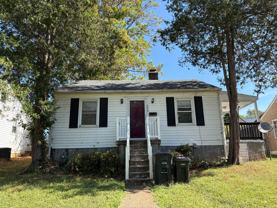 203 College Dr - Photo 1 of 1