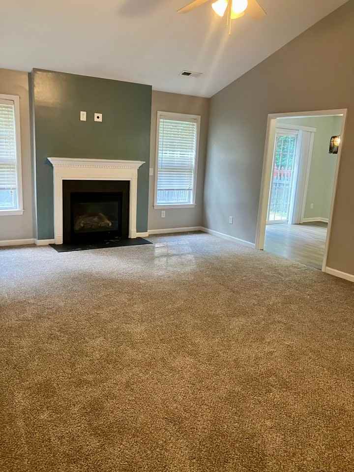 5950 Bluestem Cir - Photo 4 of 11