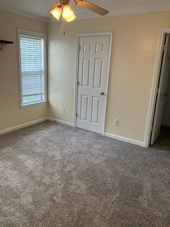 5950 Bluestem Cir - Photo 7 of 11