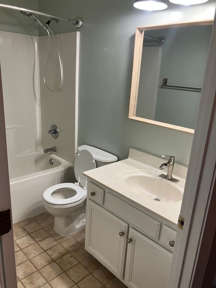 5950 Bluestem Cir - Photo 5 of 11