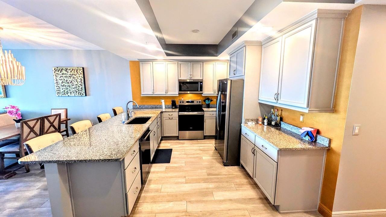 260 Hidden Bay Dr #504 - Photo 3 of 48