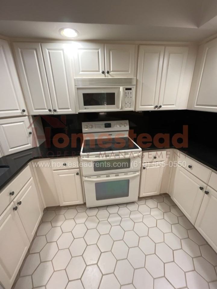 510 Williamson Circle - Photo 2 of 35