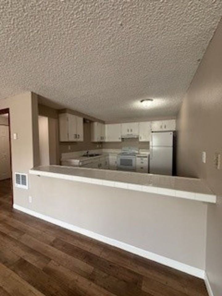 Pine Mill Apartments - Photo 4 of 26
