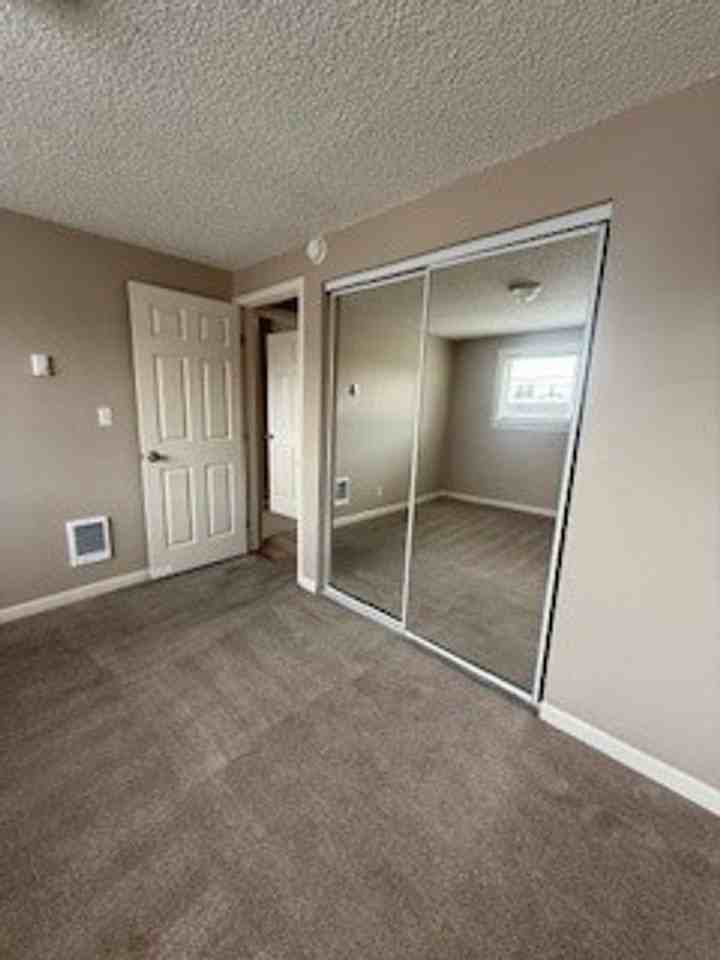 Pine Mill Apartments - Photo 7 of 26