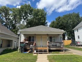 822 W 8th St - Photo 1 of 1