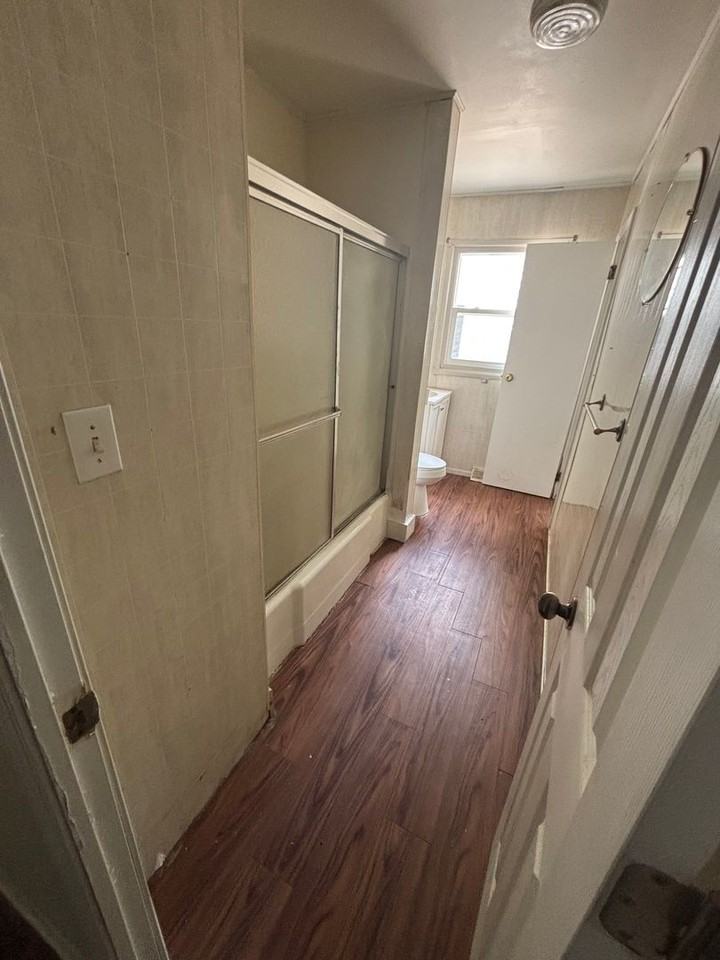 1854 Gregory Court - Photo 5 of 8