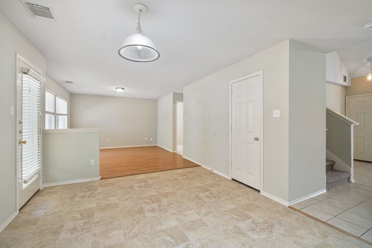 808 Flatters Way - Photo 7 of 26