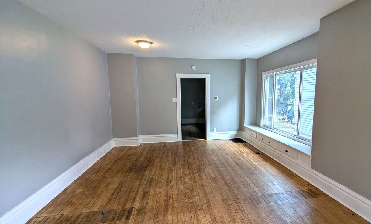 486 E Apple Ave - Photo 3 of 10