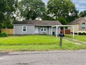942 Oakstone St - Photo 1 of 1