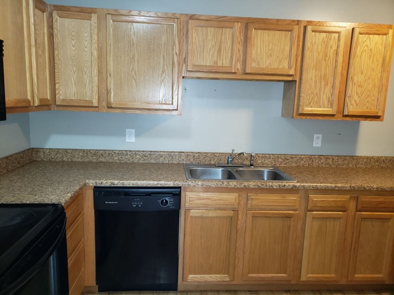 1535 New Hwy 52E - Photo 2 of 15