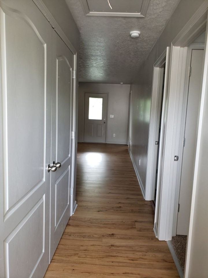 1535 New Hwy 52E - Photo 3 of 15