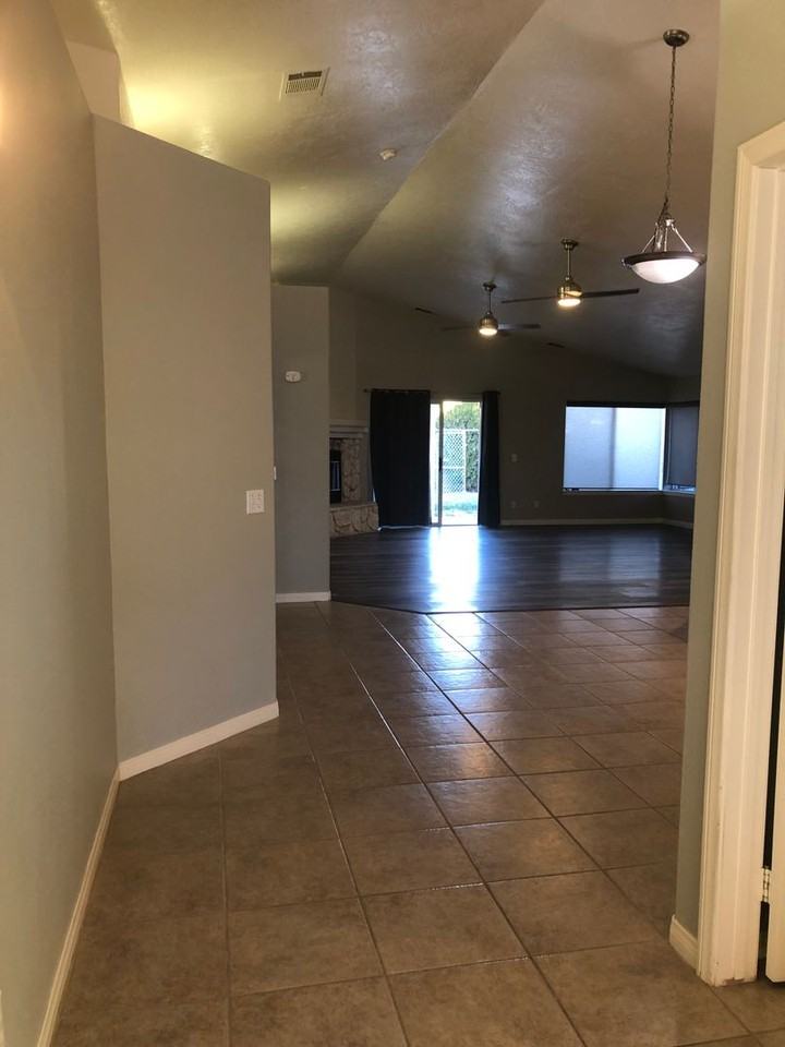 15120 Wildflower Ln - Photo 3 of 36
