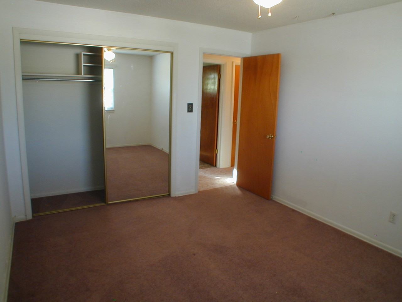 5000 Sunset Dr - Photo 6 of 15