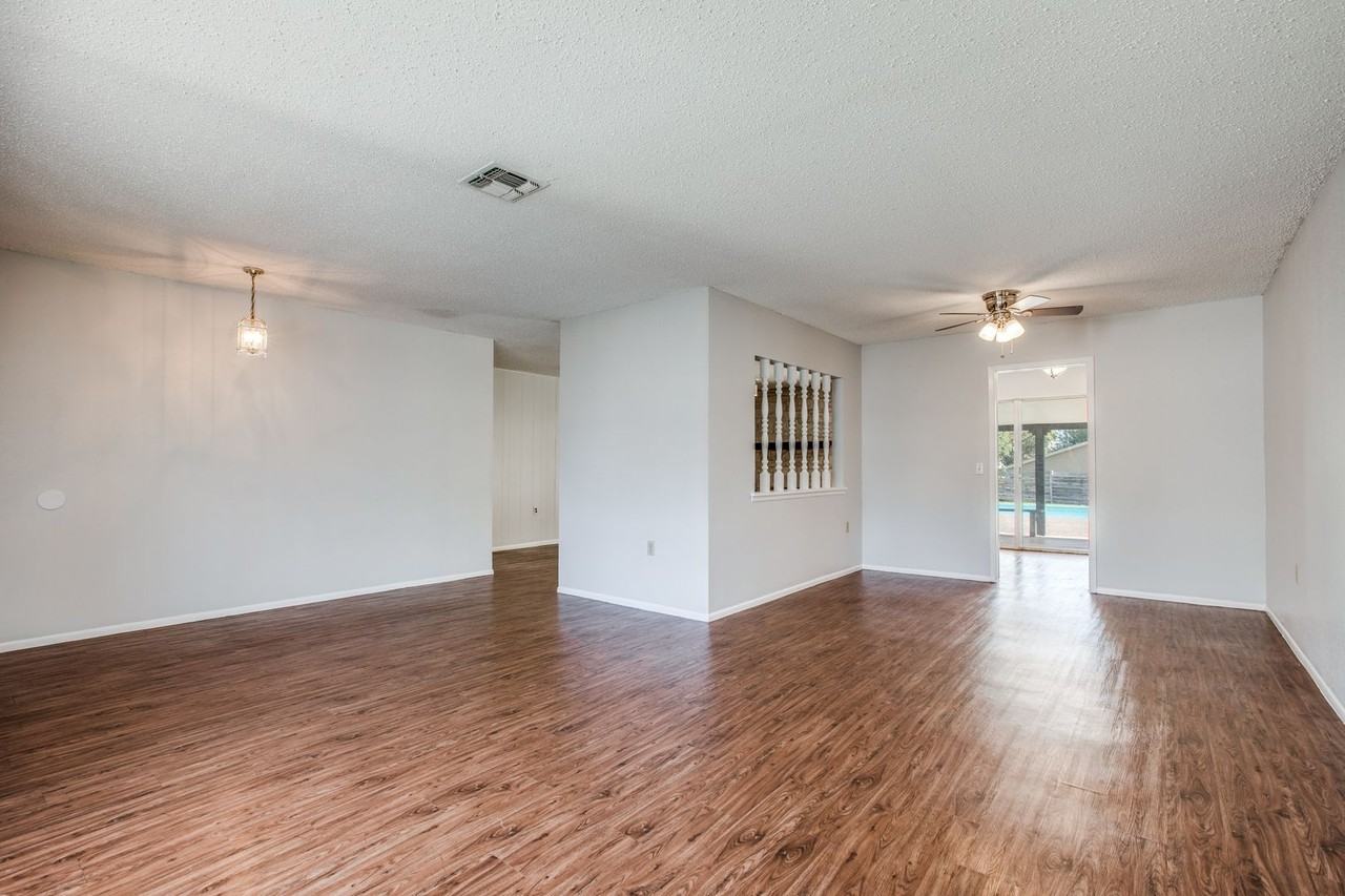 137 Fort Wayne - Photo 2 of 13