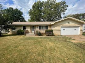 1829 S Missouri Ave - Photo 1 of 1