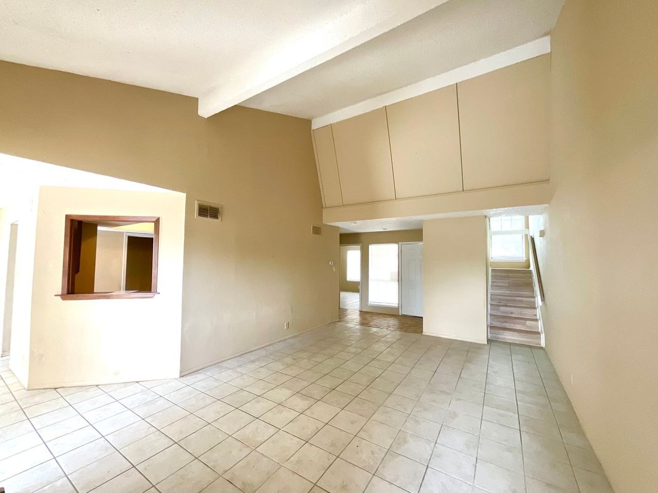 8036 Winsford - Photo 2 of 30