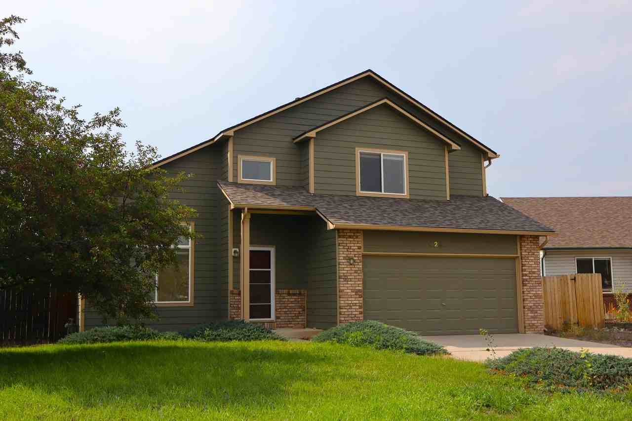 625 Brewer Dr - Photo 2 of 16