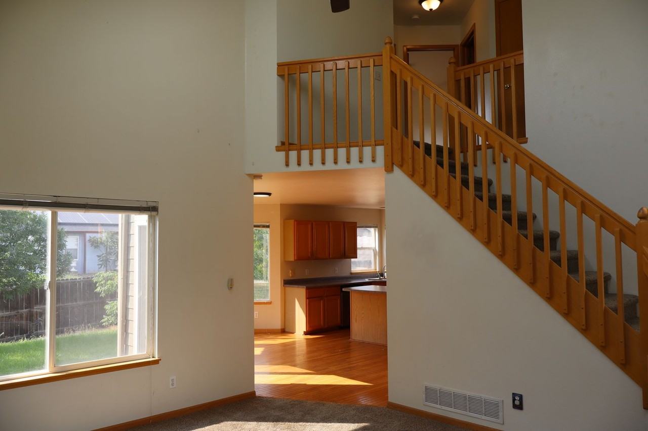 625 Brewer Dr - Photo 5 of 16