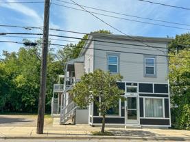 613 Fuller Ave SE - Photo 1 of 1