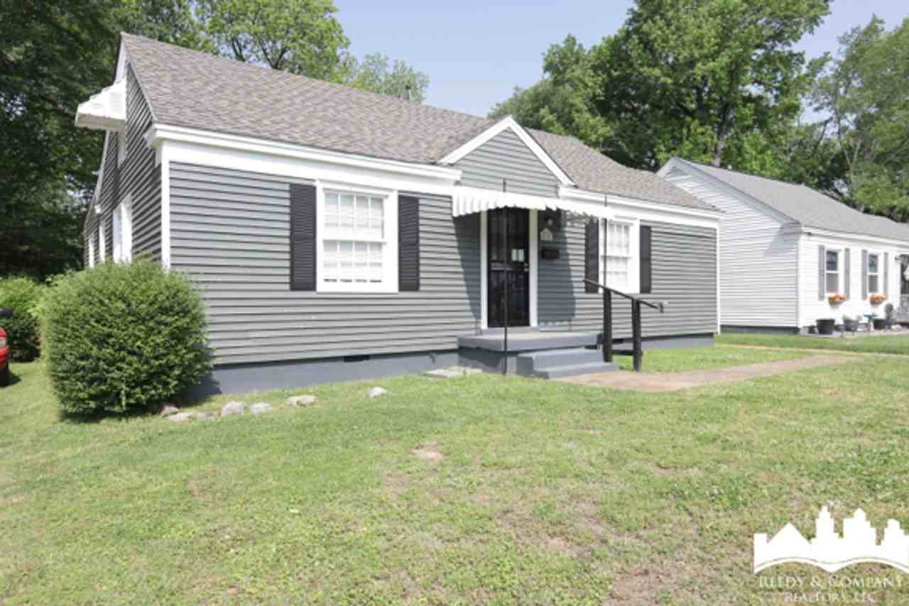 871 Freeman Street - Photo 2 of 16