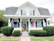 204 N Sumner Ave - Photo 1 of 1