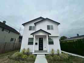 3828 S Cushman Ave - Photo 1 of 1