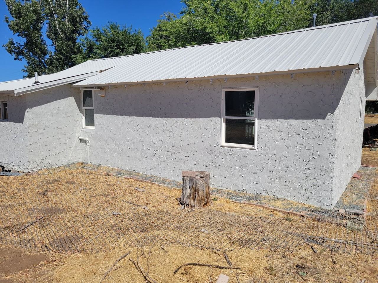 1315 W 4th St - Photo 6 of 14