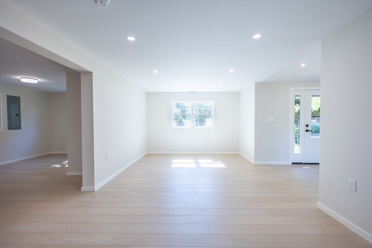 414 Venton Rd - Photo 2 of 27