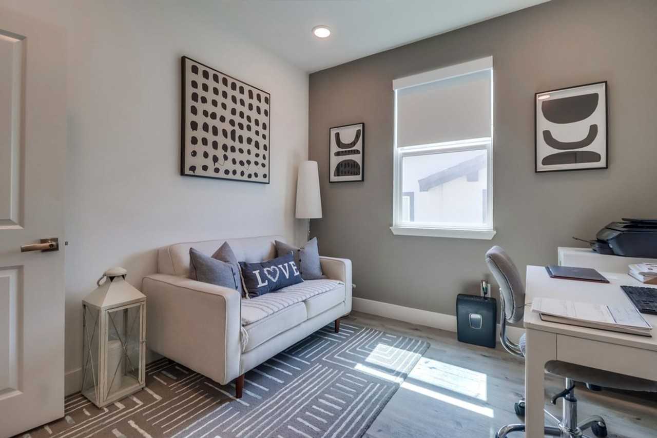 BC Ridgeway Apartments - Photo 2 of 18