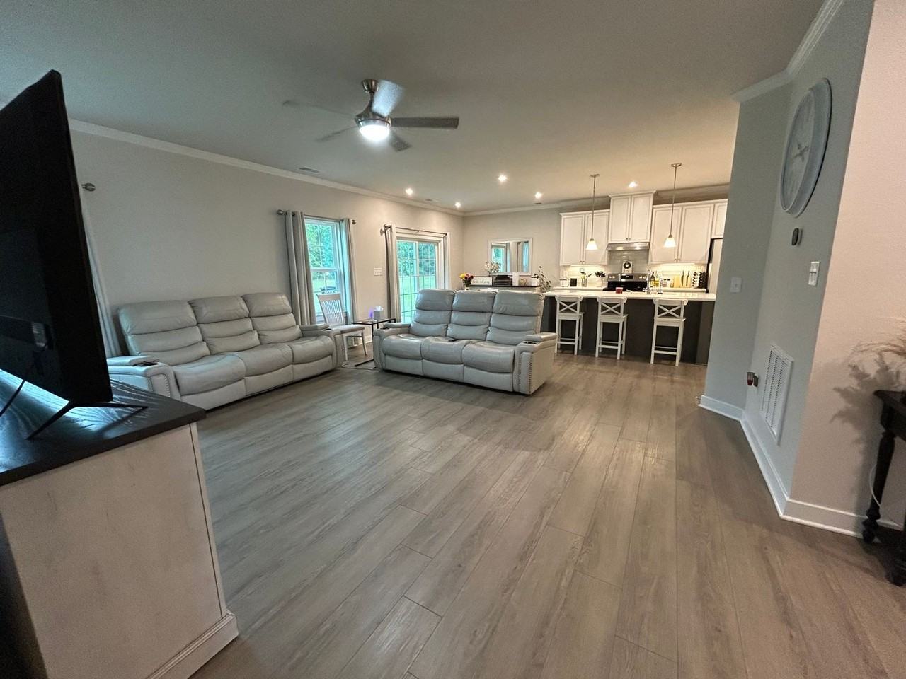 110 Georgia Dr - Photo 3 of 25