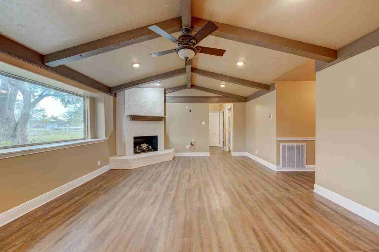 2703 County Road 962d - Photo 3 of 22