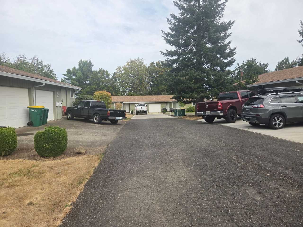 2429 Gales Way - Photo 3 of 13