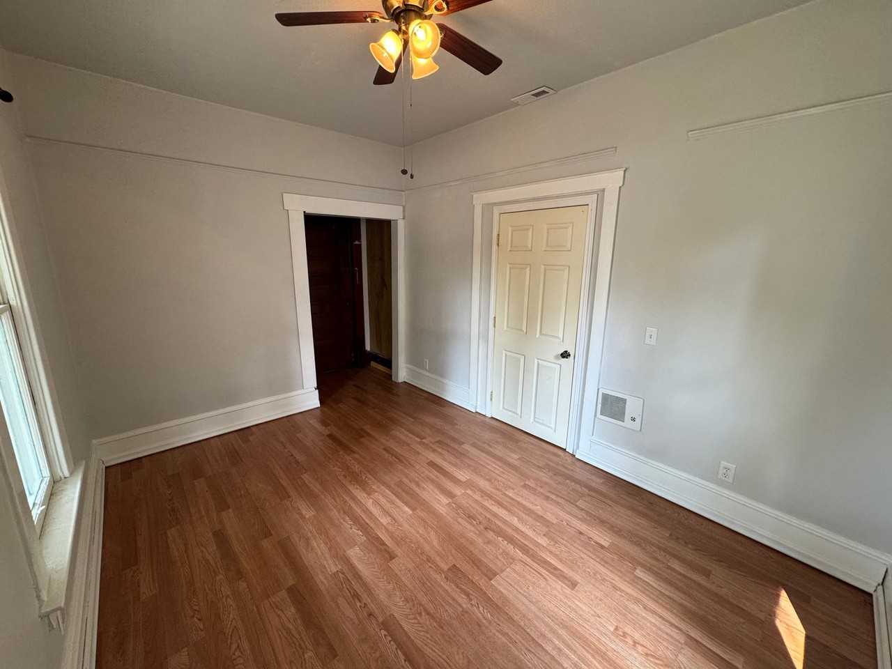 721 5th Ave S - Photo 3 of 14