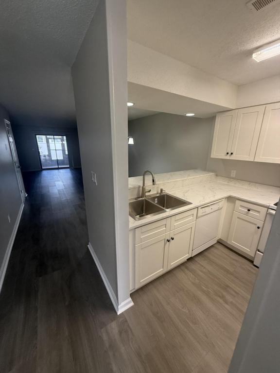 1851 Fairway Ridge Dr - Photo 4 of 31