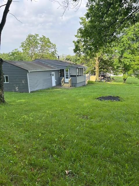 299 2nd St - Photo 5 of 29