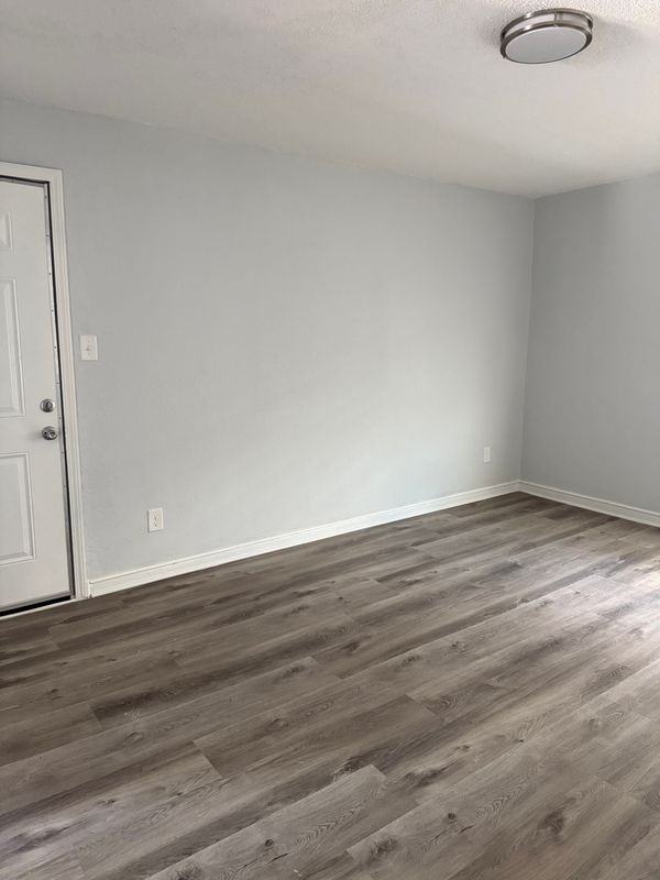 2980 Delmar Ln Nw - Photo 3 of 8