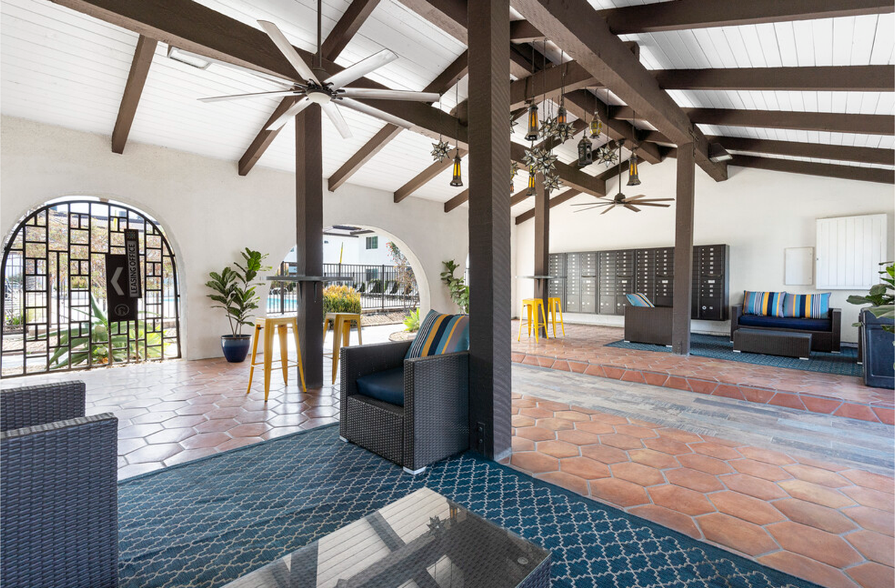 University Riverside Gardens - Photo 5 of 50