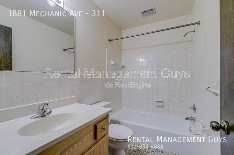 1881 Mechanic Ave #102 - Photo 5 of 6