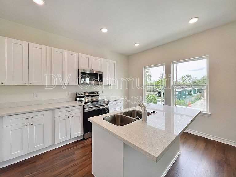 906 Boyd Ct #B - Photo 6 of 16