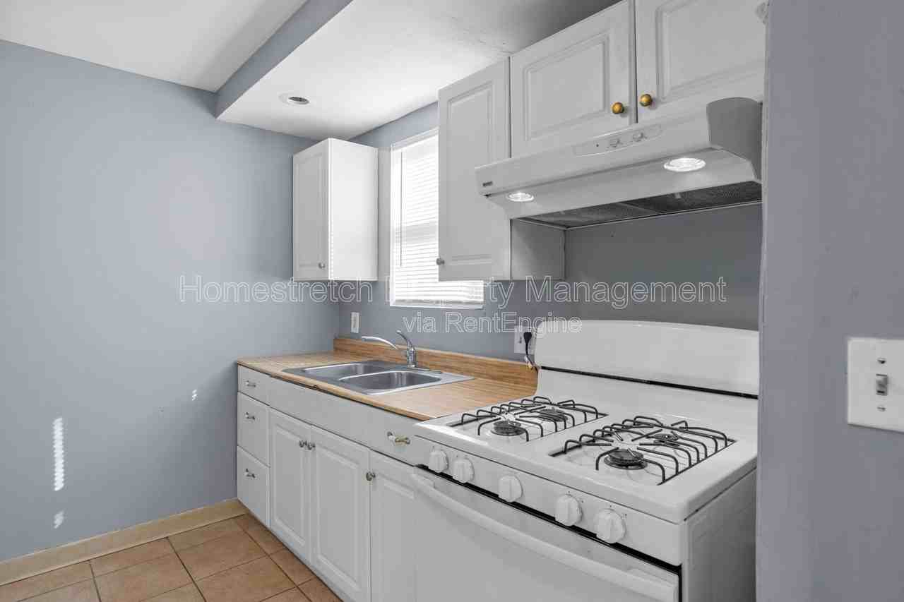 44 Blakemore Avenue - Photo 7 of 31