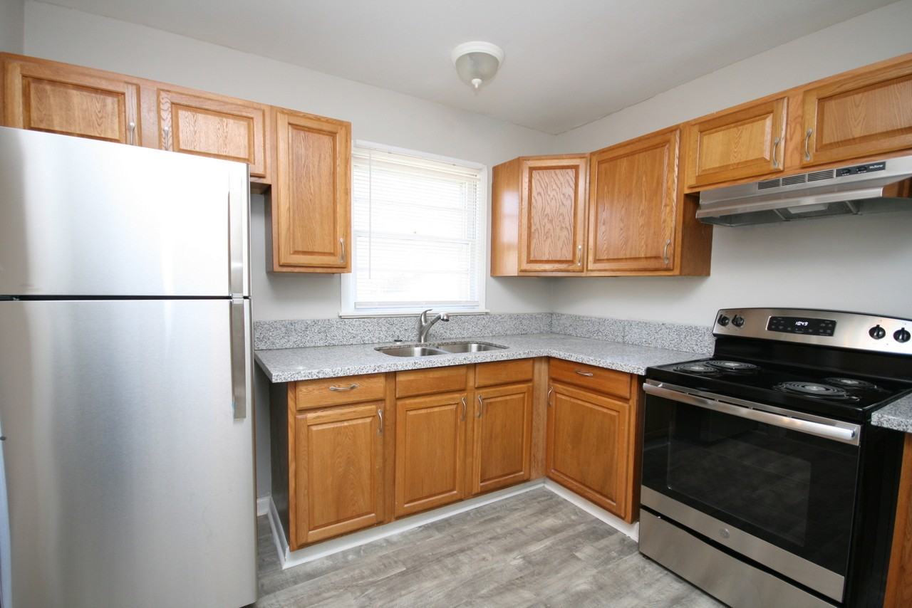 3306 Bartee Ln Nw #3306 - Photo 3 of 24