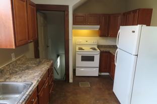 806 E Deshler Ave - Photo 1 of 1