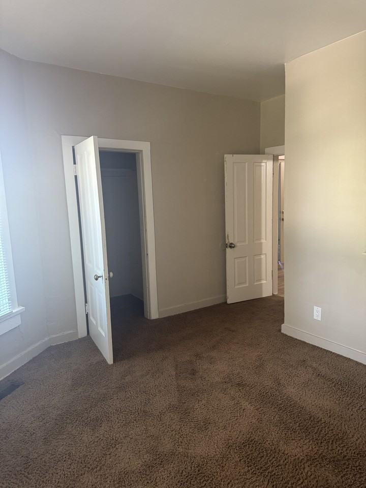 3051 Southeast #UP - Photo 6 of 13